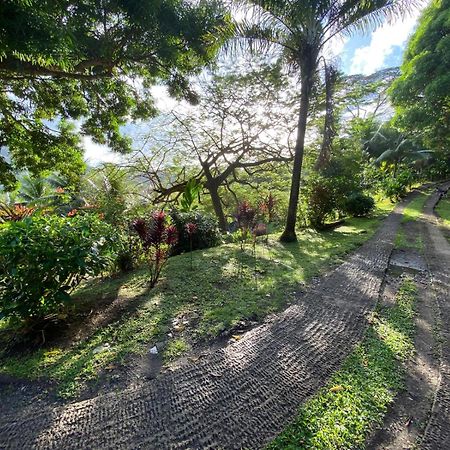 Huahine Manta Lodge Avec 4X4 Optionnel Haapu Luaran gambar